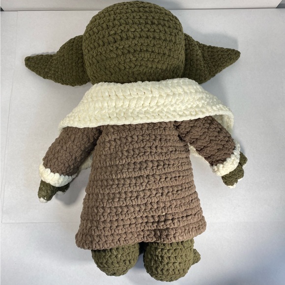 Star Wars YODA Handmade Crochet Thick Yarn Large Plush Stuff Toy; 23 Inch Tall - Picture 8 of 16